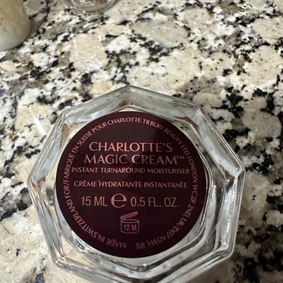 Charlotte Tilbury - Picture 5 of 10